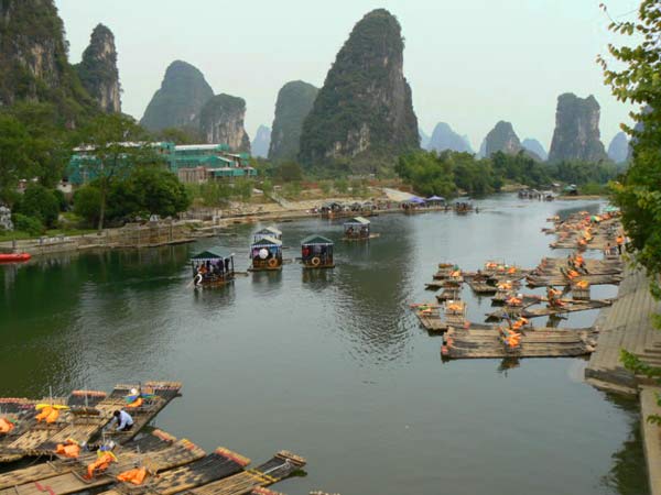 Přístavní část řeky Li